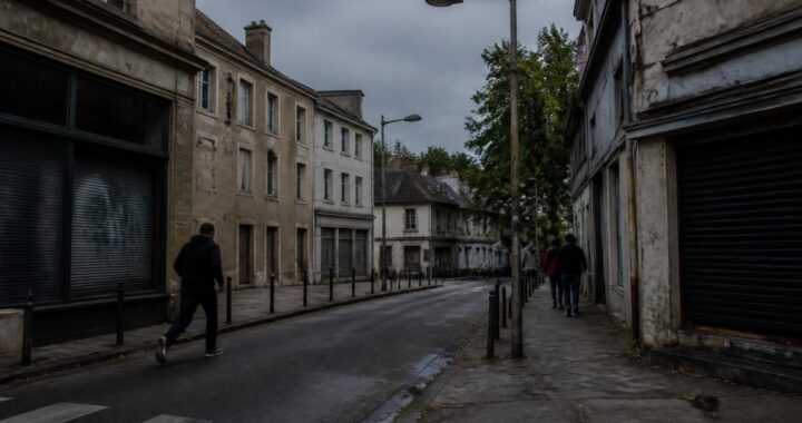 découvrez les quartiers à éviter à quimper et obtenez des conseils pratiques pour visiter la ville en toute sécurité sans mauvaises surprises.