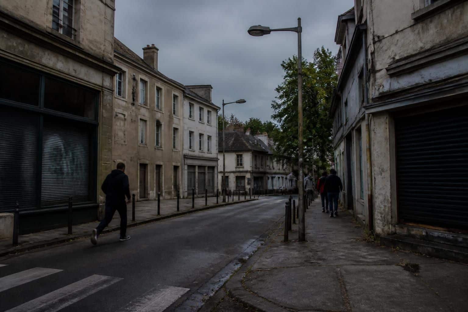 découvrez les quartiers à éviter à quimper et obtenez des conseils pratiques pour visiter la ville en toute sécurité sans mauvaises surprises.