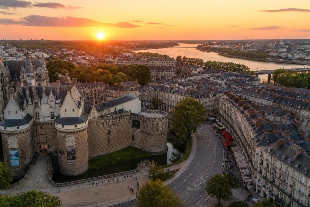 découvrez dans quel département se situe nantes et pourquoi cette information est essentielle pour les visiteurs souhaitant explorer la région et profiter pleinement de leur séjour.